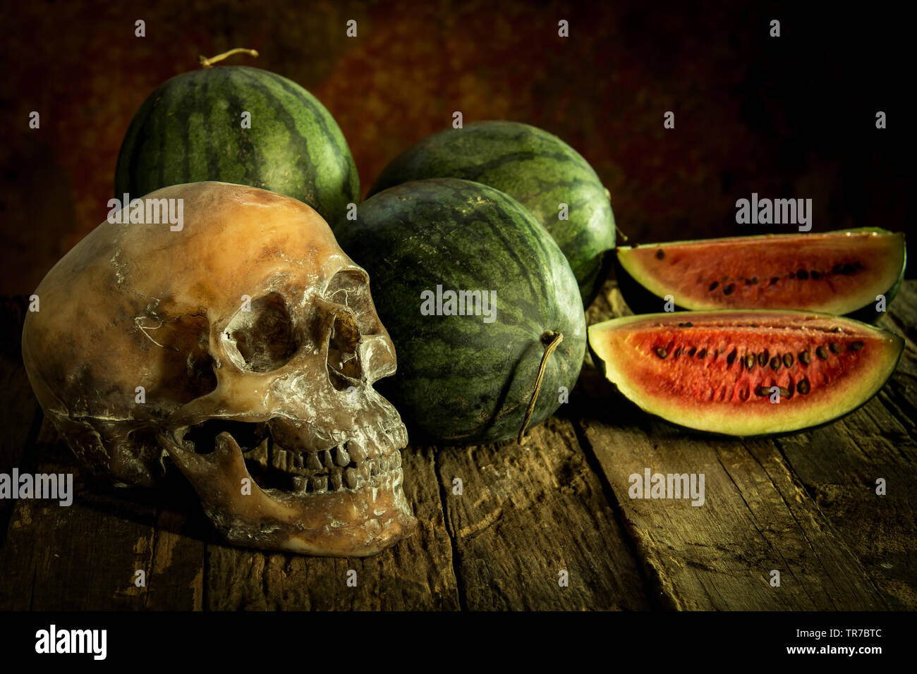 Nature morte au crâne et pastèque Banque D'Images