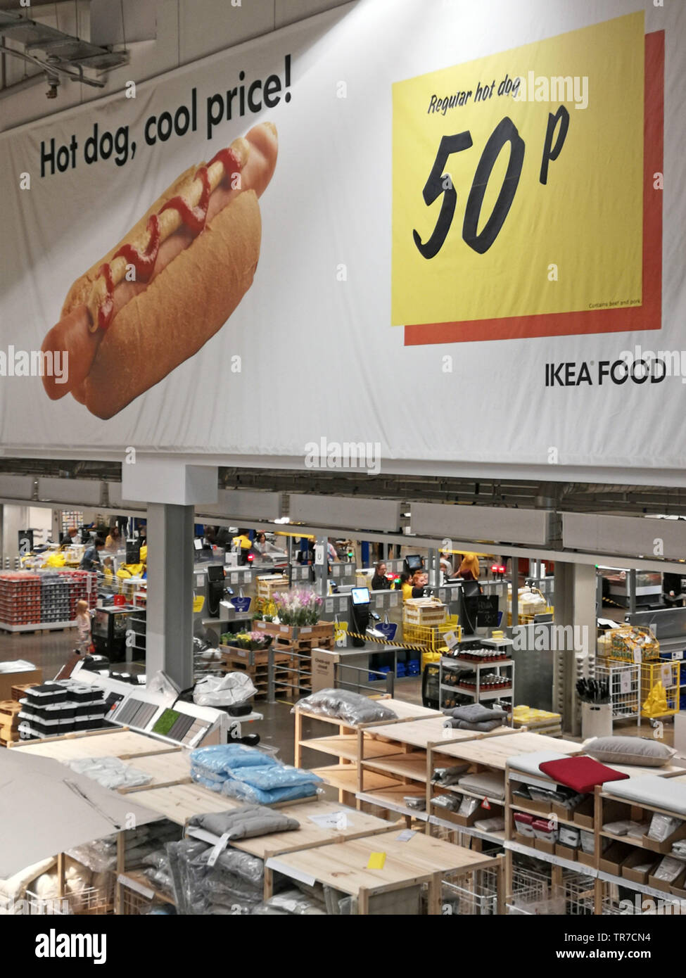 Ikea hot dog Banque de photographies et d'images à haute résolution - Alamy