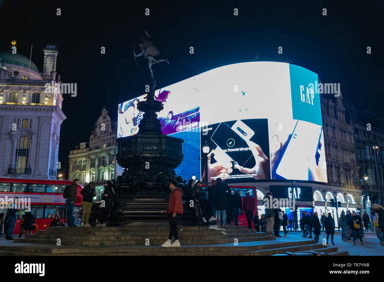 Vue de Londres, Piccadilly Circus, la nuit Banque D'Images