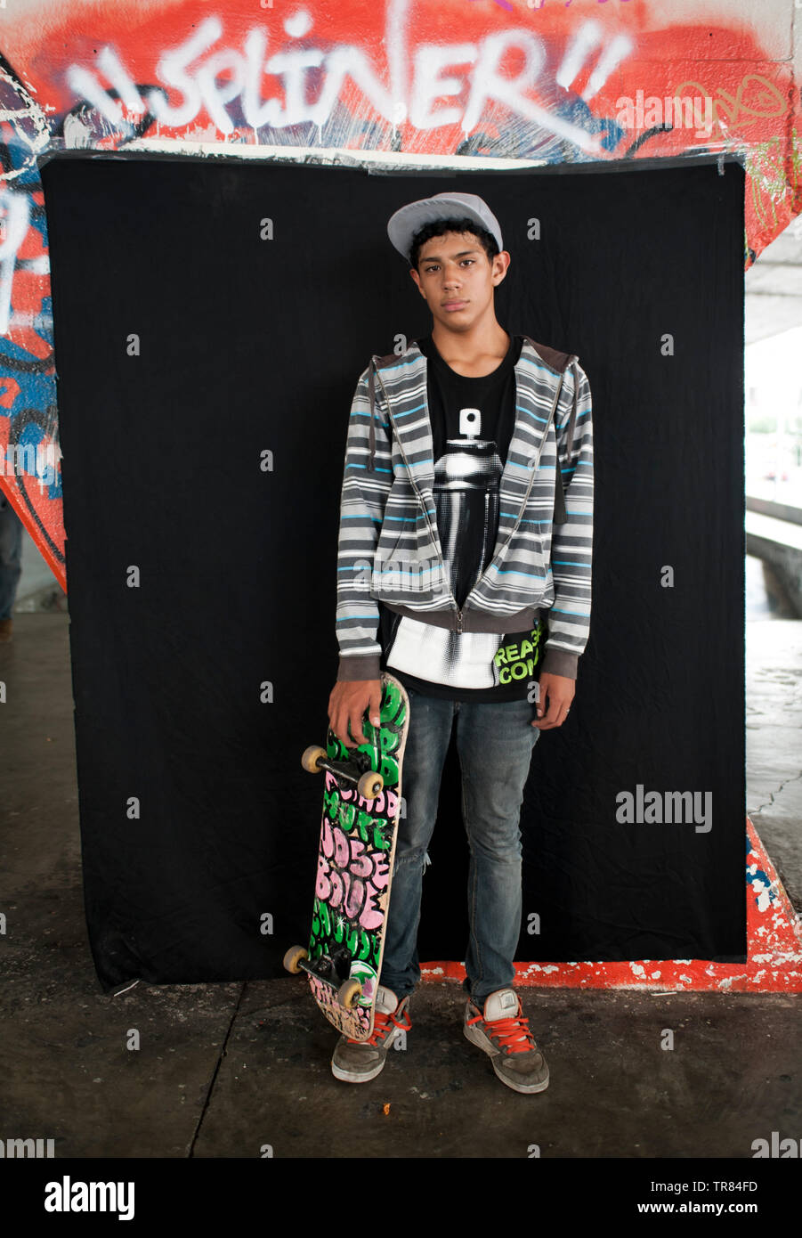 Rogel Baez Andres, 14 ans. Des portraits d'Adolescents San Cosme skate park, dans la ville de Mexico. Diffusion le 10 Banque D'Images