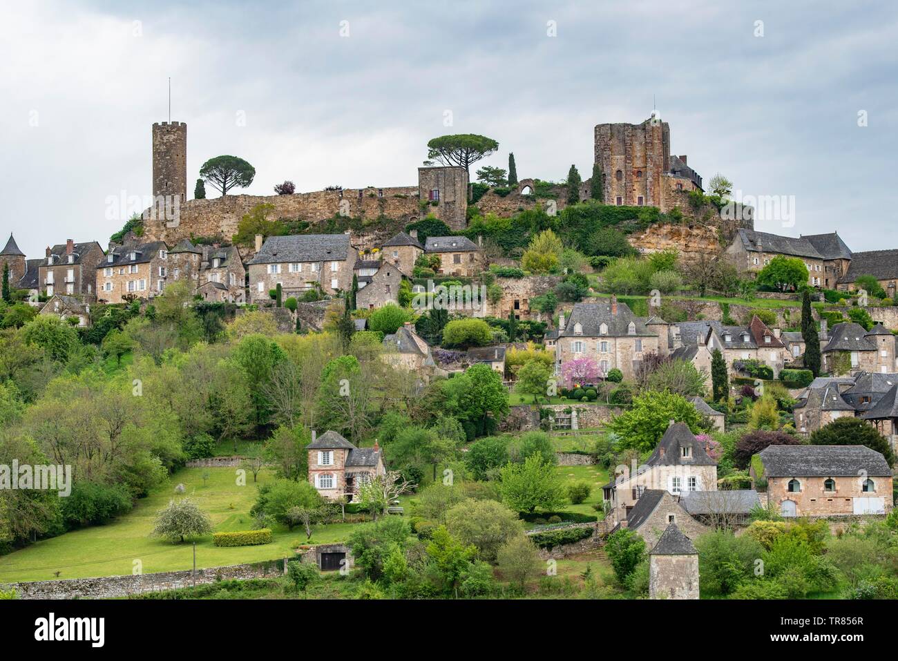 Turenne en Nouvelle-Aqutaine appartiennent aux plus beaux villages de France Banque D'Images