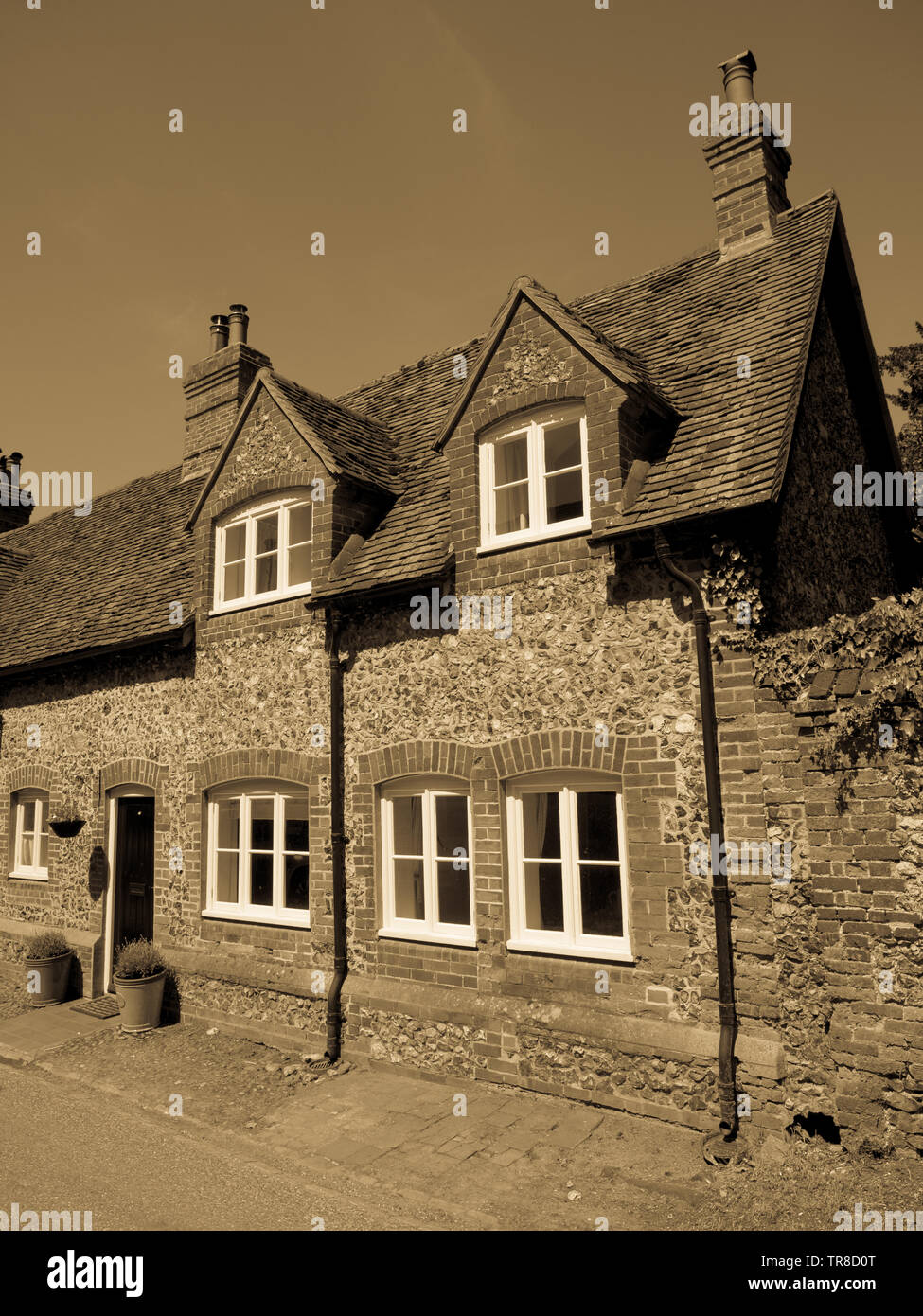 Rangée de maisons mitoyennes, cottages, village rural Hanbilden, Buckinghamshire, Angleterre, RU, FR. Banque D'Images