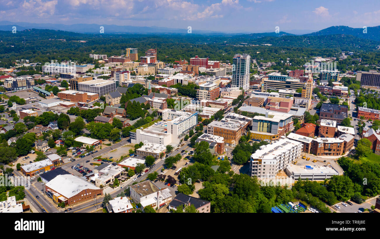 Vue aérienne du centre-ville de Asheville, NC, USA Banque D'Images