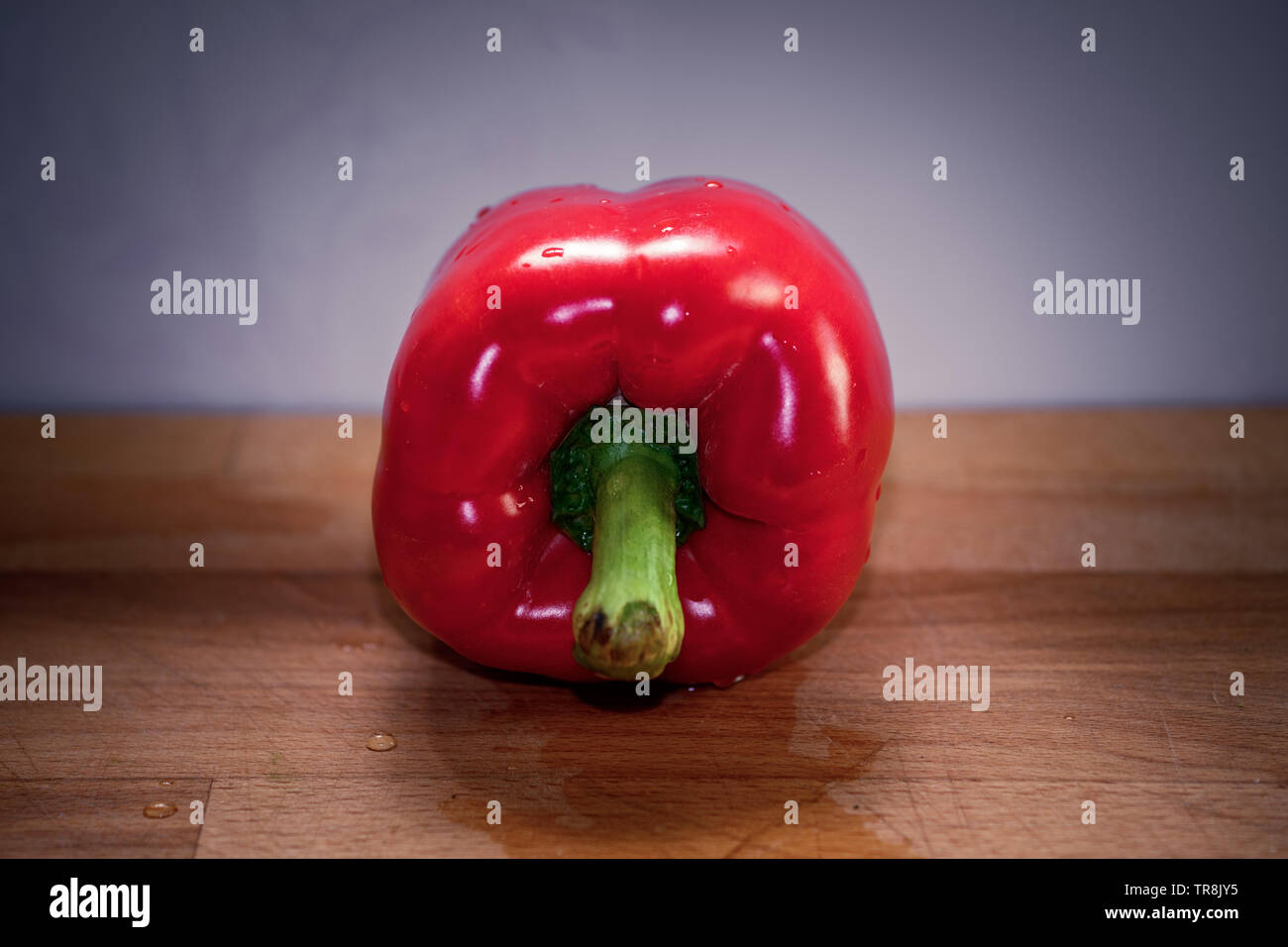 Close-up fresh red bell pepper Banque D'Images