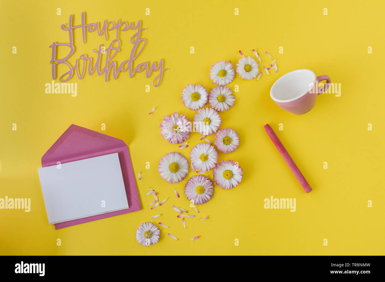 Calligraphie Joyeux Anniversaire Banque D Image Et Photos Alamy Calligraphie Joyeux Anniversaire Banque D Image Et Photos Alamy