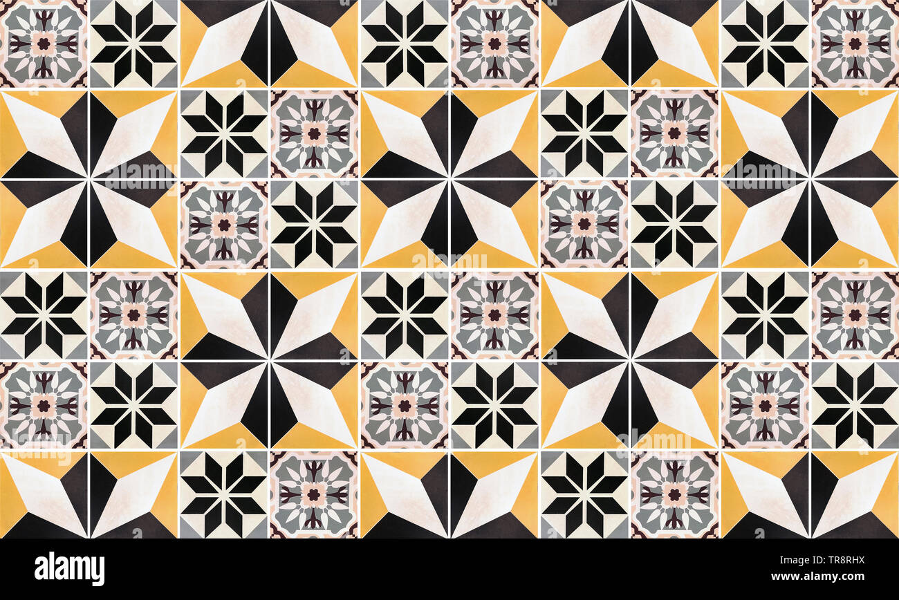 Carreaux de céramique pour mur intérieur maison. Carreaux en céramique Vintage colorés ou d'un motif de texture et le papier peint. Un étage d'une maison ancienne. Banque D'Images