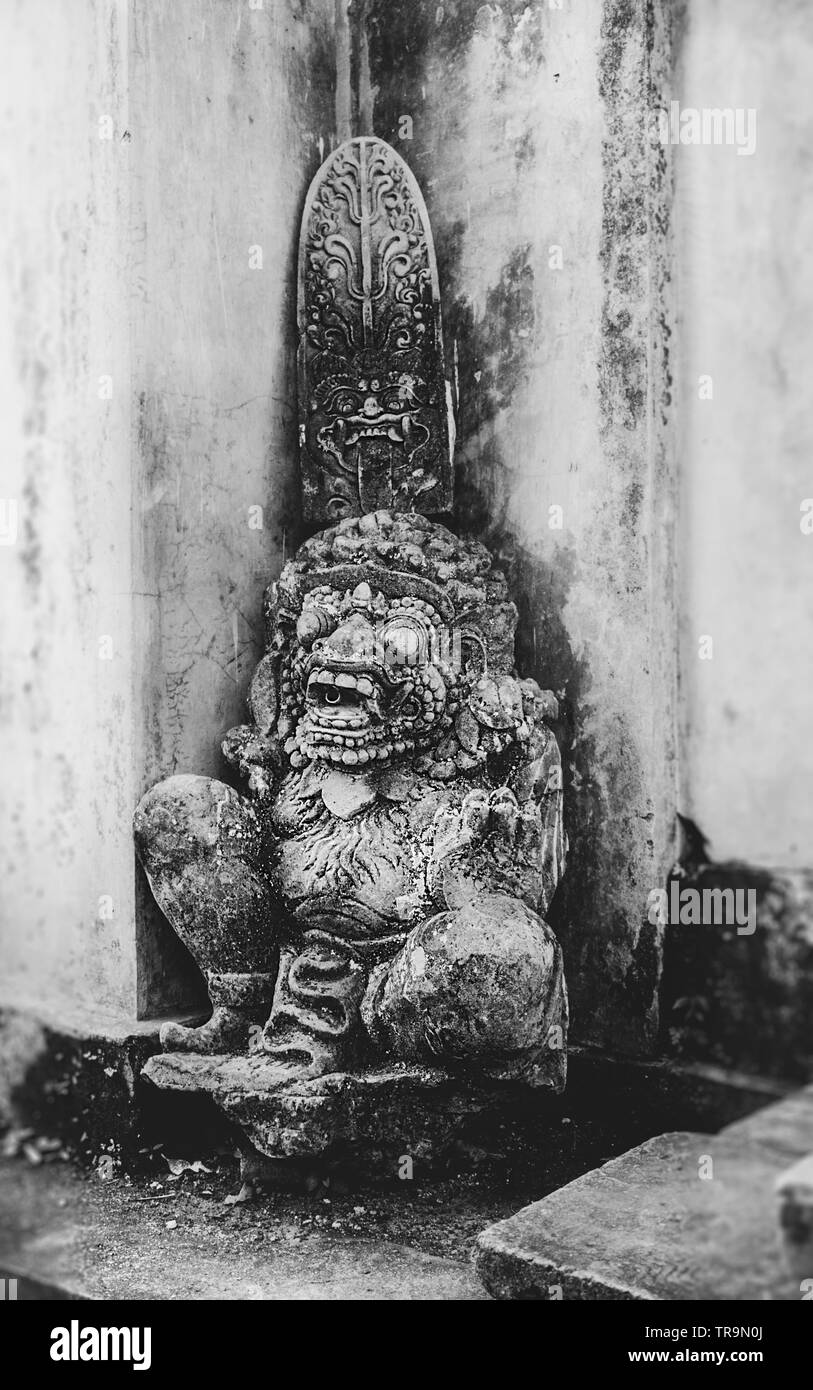 Statue démon balinais traditionnel Banque D'Images
