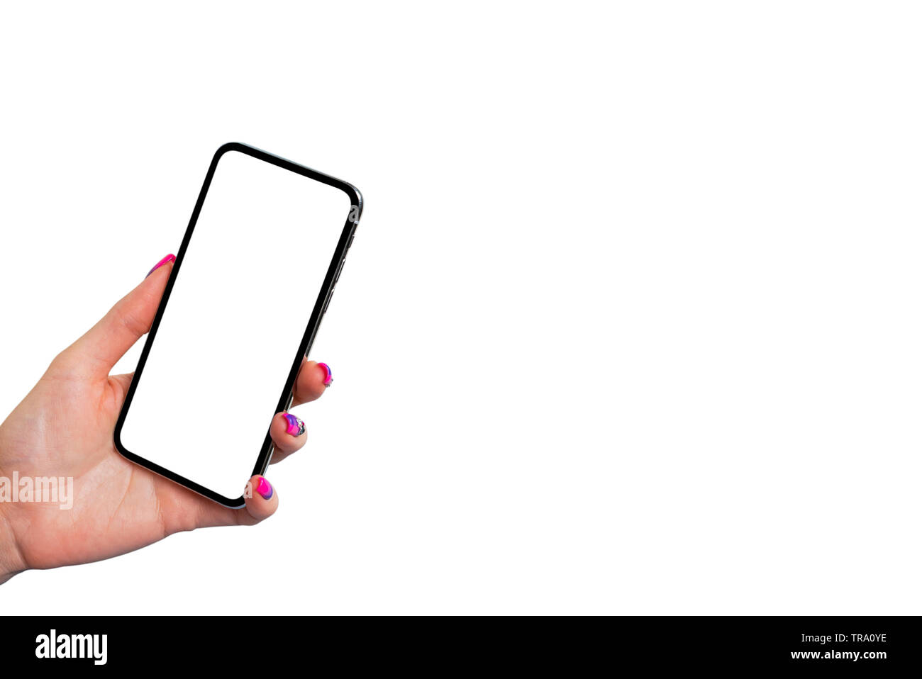 Maquette du smartphone en main femme isolé sur fond blanc. Maquette du smartphone sans cadre moderne avec écran blanc. L'espace vide pour le texte. Copie Banque D'Images