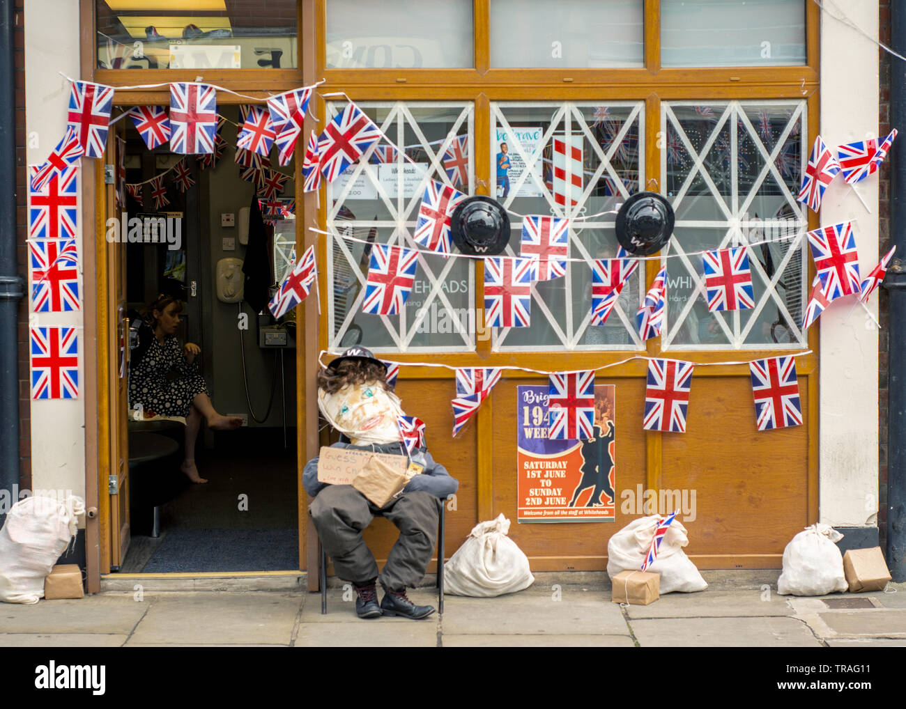 Les foules se sont réunis à brighouse pour un 1940' festival le 1 juin 2019. Banque D'Images
