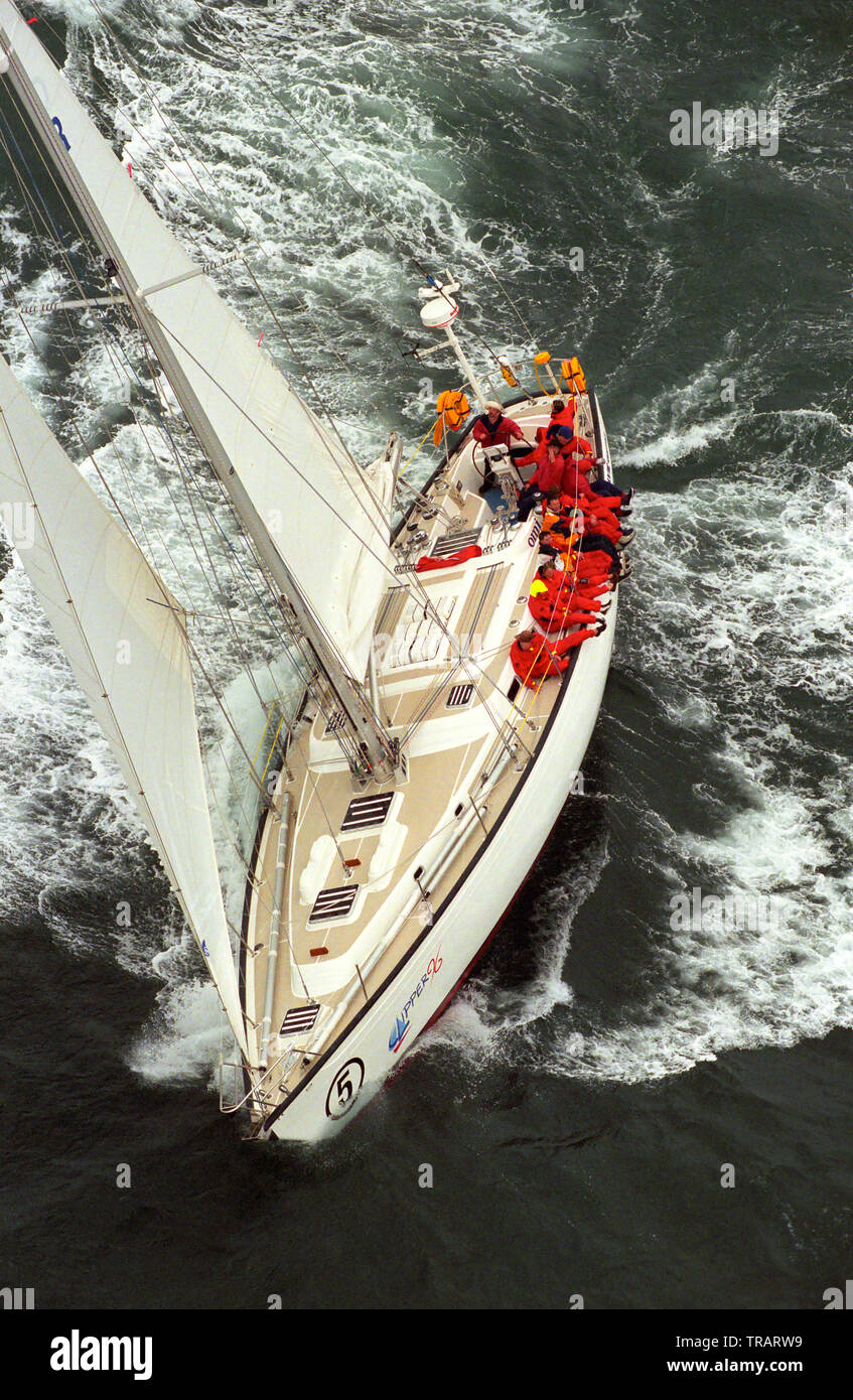 L'yacht Serica au début de la Clipper Race 96 de la Plymouth UK. Banque D'Images