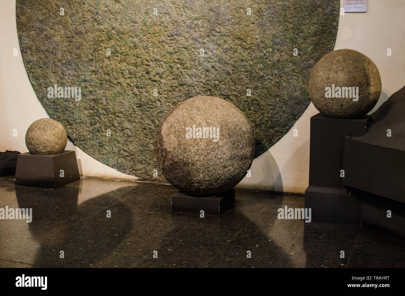 Le célèbre et mystérieux sphères de pierre précolombiennes du Costa Rica, déclaré Patrimoine Mondial de l'UNESCO au Musée national du Costa Rica Banque D'Images