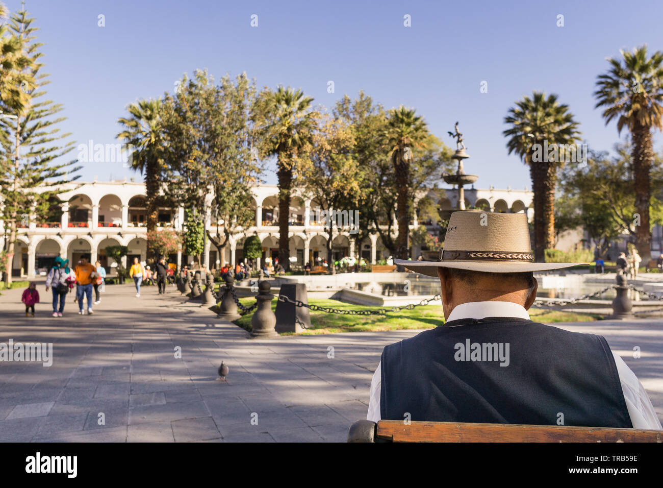 Scène de rue à Plaza de Armas de Arequipa, Pérou. Banque D'Images