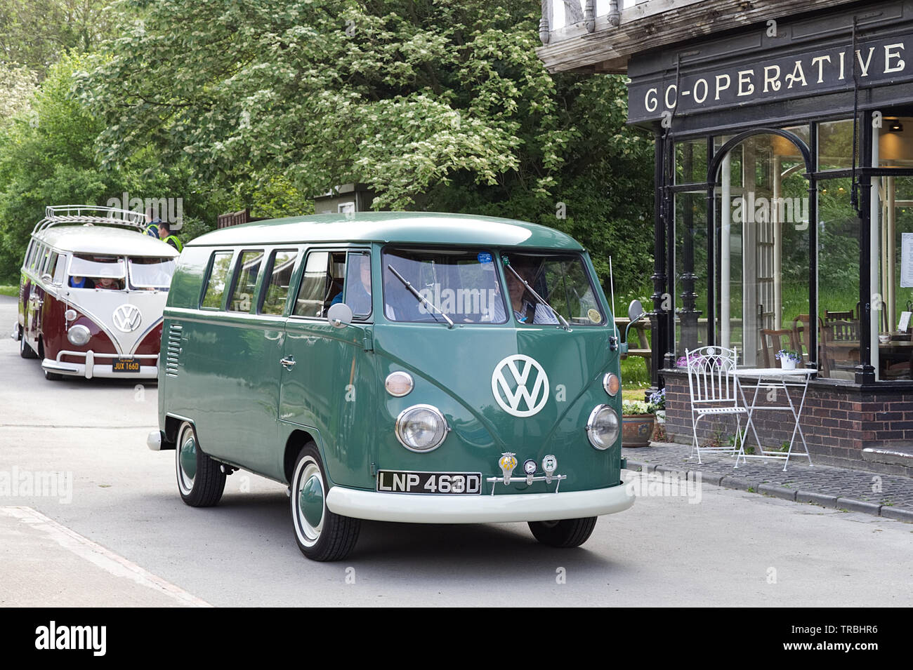 1966 Volkswagen camper van écran partagé Banque D'Images