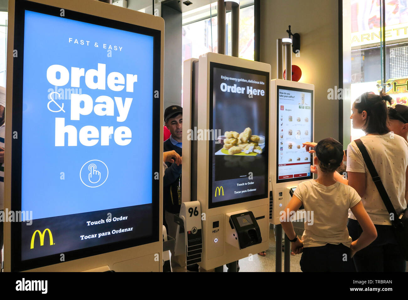 Restaurant McDonald's, Times Square, New York, États-Unis Banque D'Images