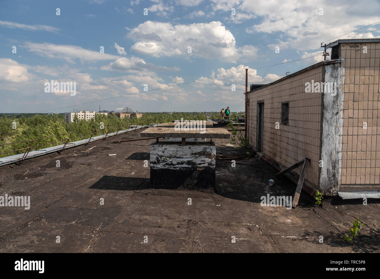 Vue du toit de la ville abandonnée de Pripyat, près de l'ancienne centrale nucléaire de Tchernobyl, la zone d'exclusion de Tchernobyl, , Ukraine Banque D'Images