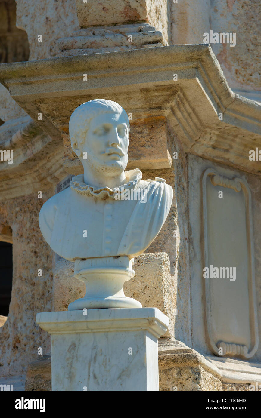 Buste de Christophe Colomb en 'El Templete' un musée sur la Plaza de Armas, Habana Vieja ou la vieille ville, La Havane, Cuba Banque D'Images