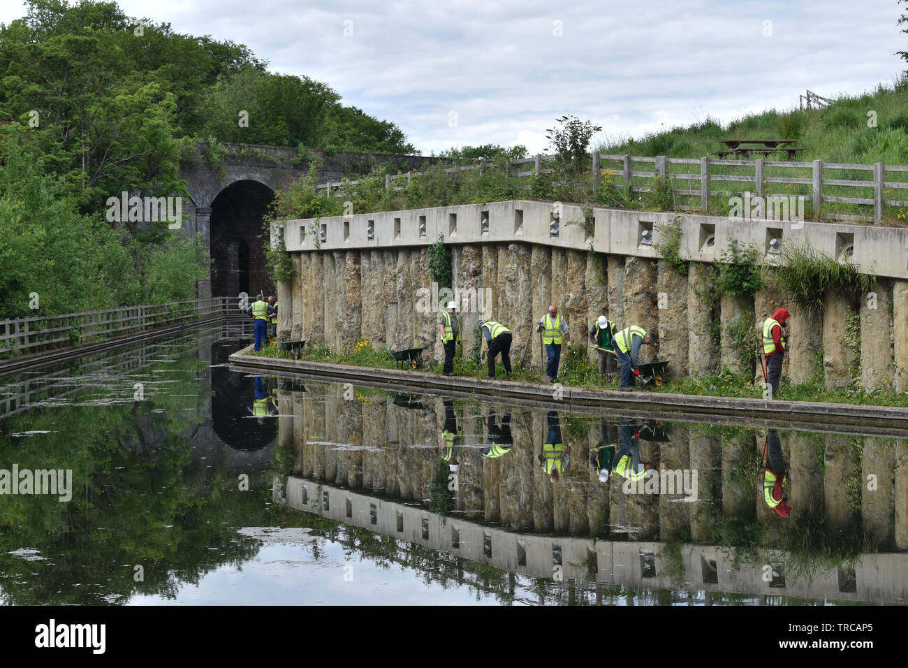 La Tamise et Severn canal à Stroud, Gloucestershire. Banque D'Images