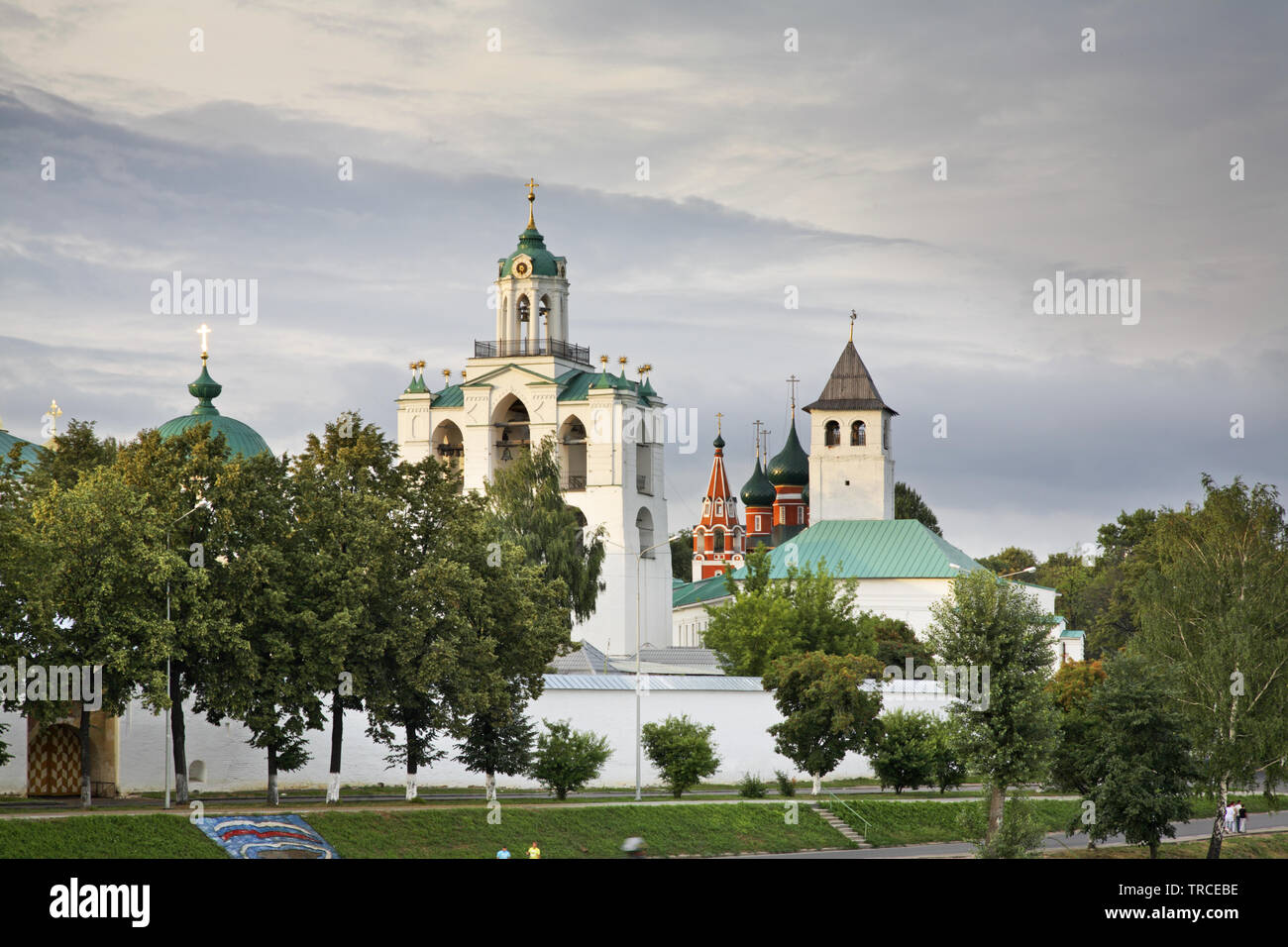 - Monastère Spaso-preobrajensky Transfiguration à Yaroslavl. La Russie Banque D'Images