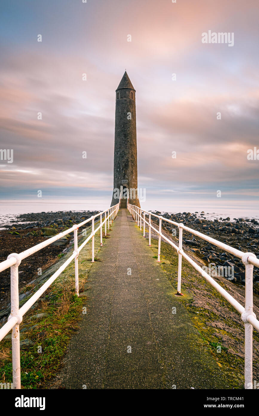 Larne, County Antrim, Northern Ireland / 8 Janvier 2017 : Boucher memorial tower Banque D'Images