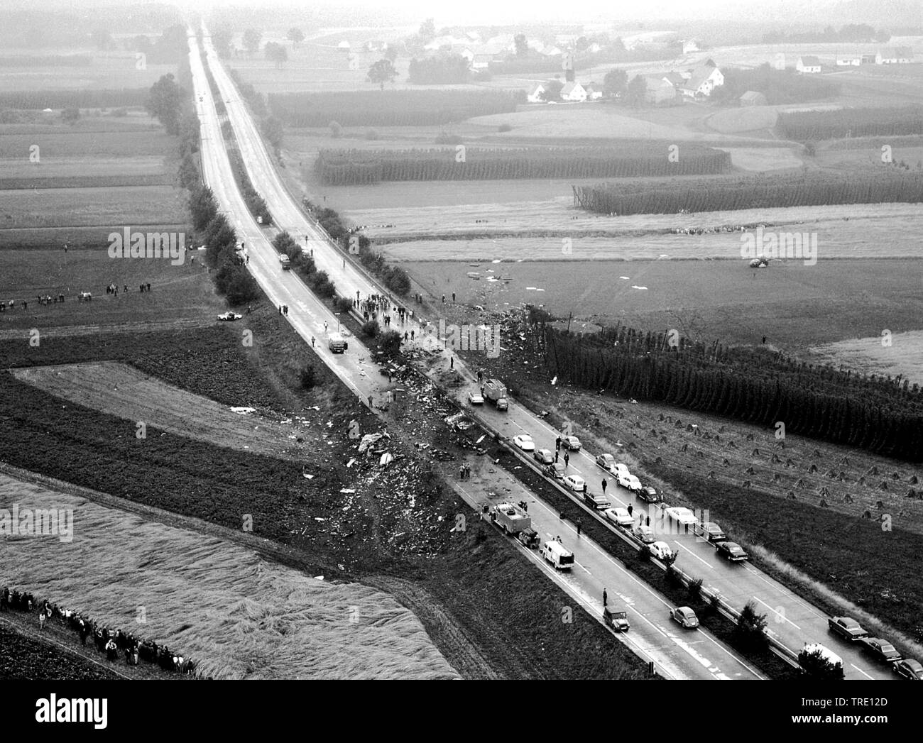 Crash aérien d'un Vickers Viscount de British Airways à Ettingen Eagle International az autoroute A 9, historique photo aérienne, 9.8.1968, l'Allemagne, Bavière, Oberbayern, Haute-Bavière, Ettingen Banque D'Images