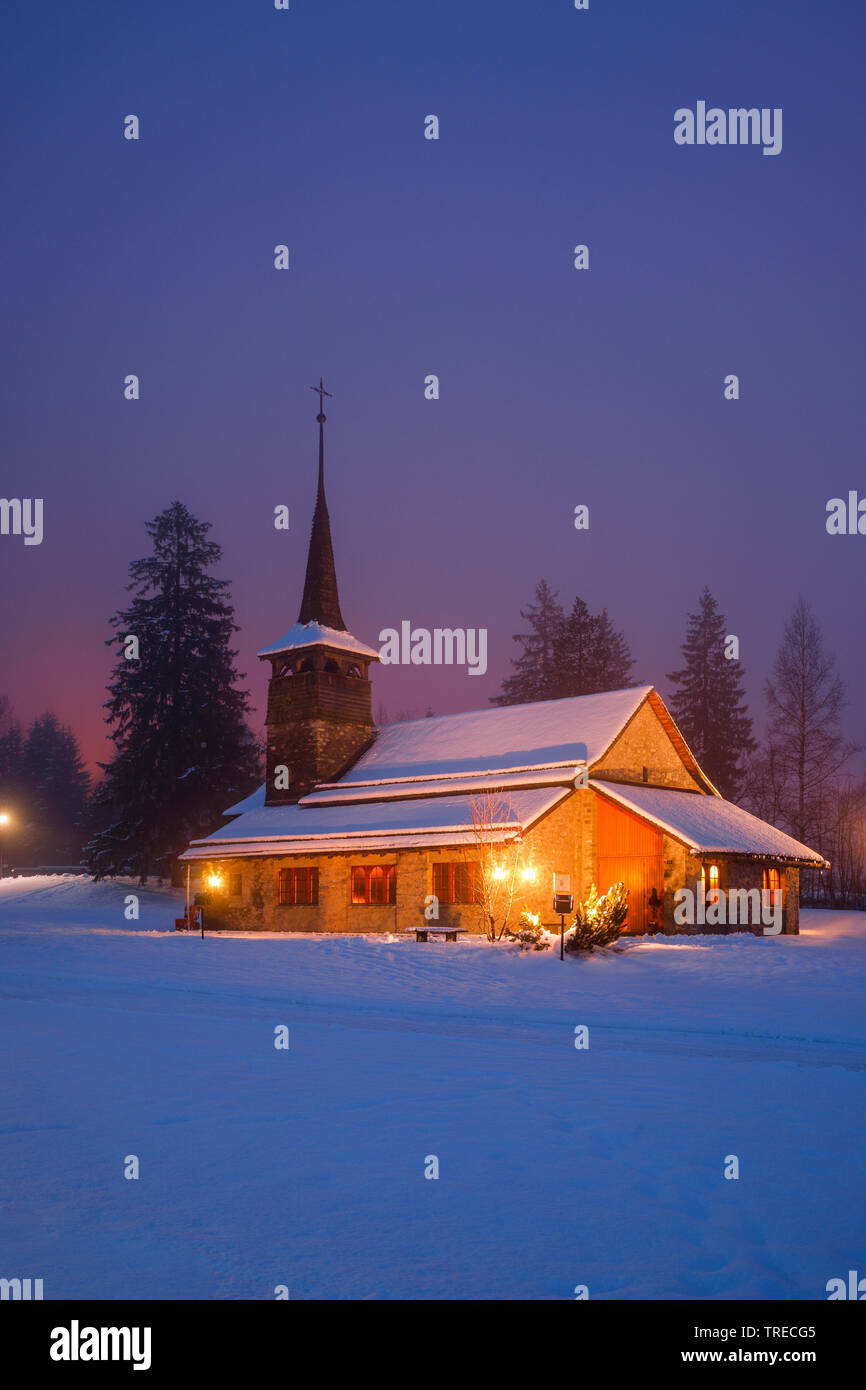 L'église catholique à Kandersteg, Suisse Banque D'Images