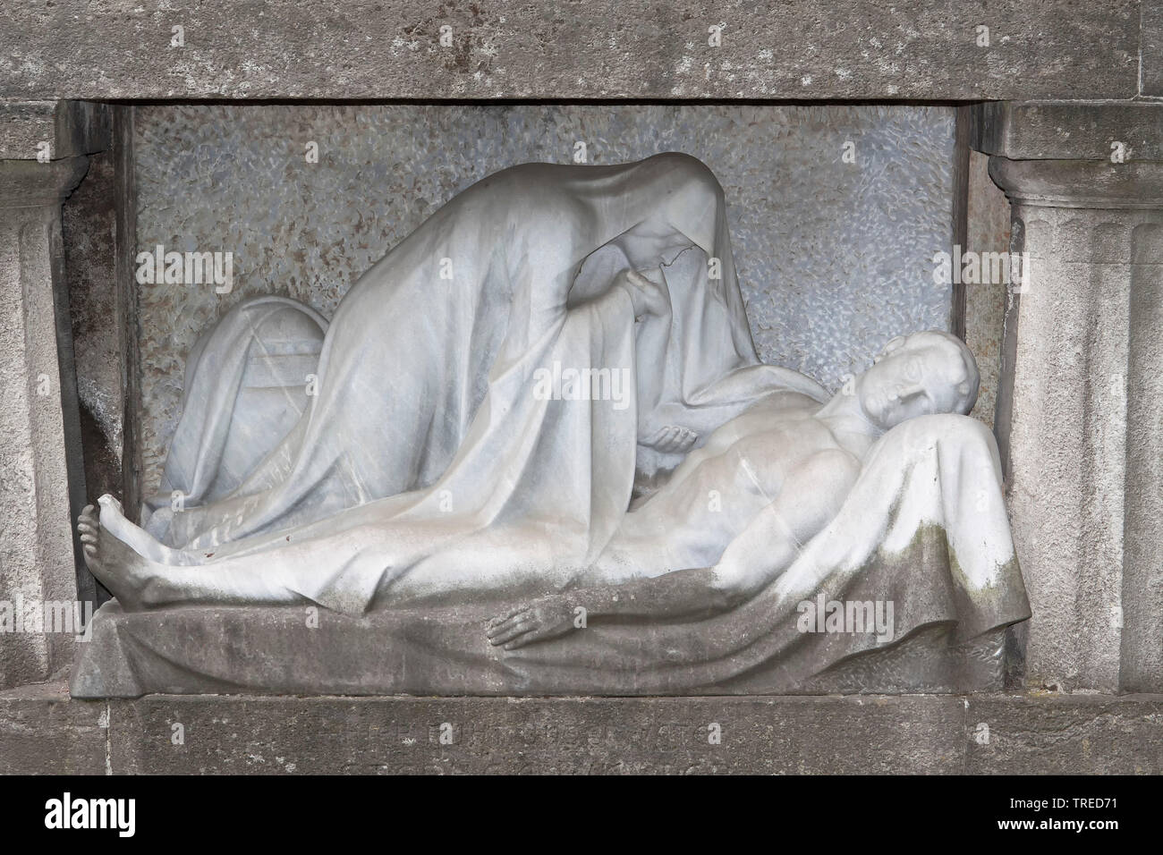 Nameless grave du 19ème siècle sur un cimetière de Berlin, Allemagne Banque D'Images