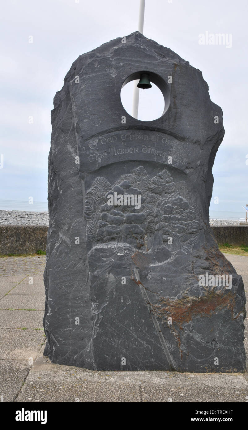 La Bell Ringer, Pierre, Maen y Clochydd sculpture a été créé pendant l'été de 2014 comme un projet de sculpture en direct de Borth, Pays de Galles, Royaume-Uni Banque D'Images