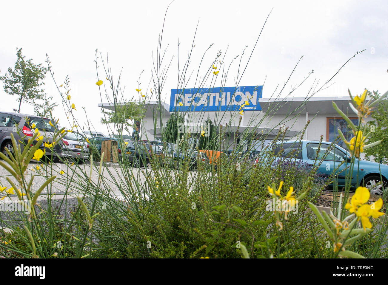 Decathlon, parking, Ecully, France Banque D'Images