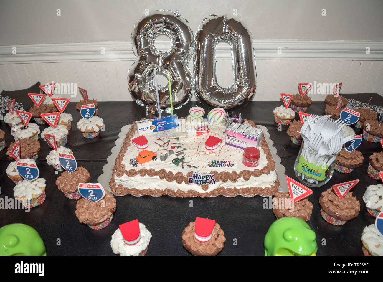 80eme Anniversaire Banque D Image Et Photos Alamy 80eme Anniversaire Banque D Image Et Photos Alamy