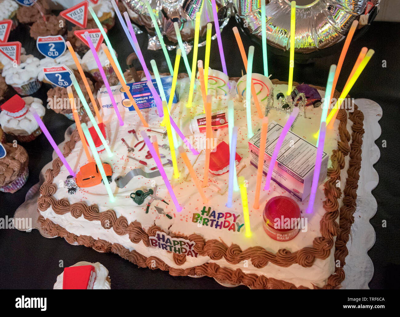 80th Birthday Party Banque D Image Et Photos Alamy 80th Birthday Party Banque D Image Et Photos Alamy