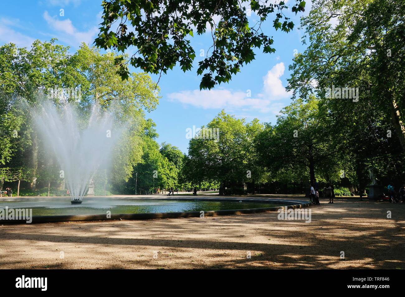 Bruxelles, Belgique - Mai 2019 : grande fontaine, Parc des Bruxelles. Banque D'Images