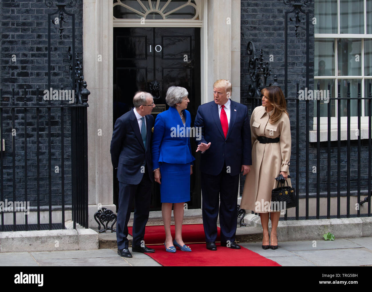 Philip peut, Theresa May, Donald Trump et Melania Trump sur les marches de 10 Downing Street comme le président bénéficie d'une visite d'Etat en Grande-Bretagne. Banque D'Images