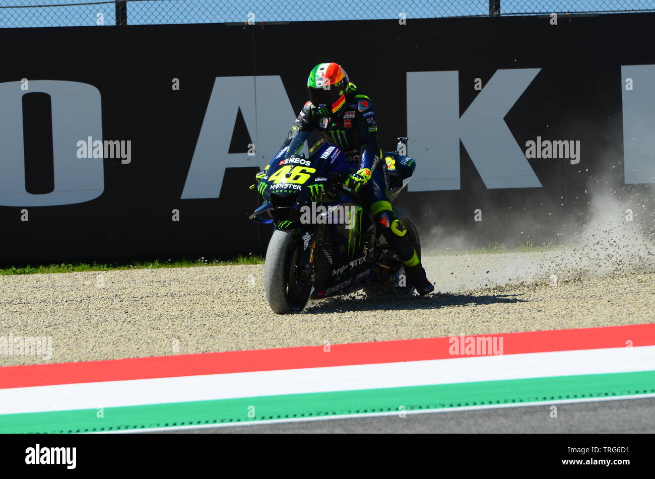 Mugello - Italie, 1 juin : l'italien de l'équipe Movistar Yamaha Valentino  Rossi en action au 2019 GP d'Italie de MotoGP en juin 2019 en Italie Photo  Stock - Alamy