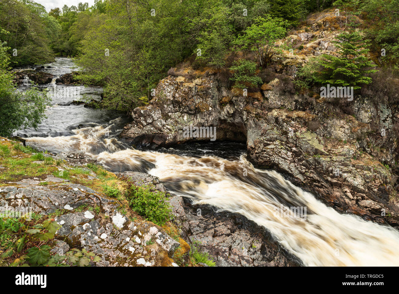 Les chutes de Shin près de la ville de Lairgs Sutherland, de l'Écosse. 28 Mai 2019 Banque D'Images