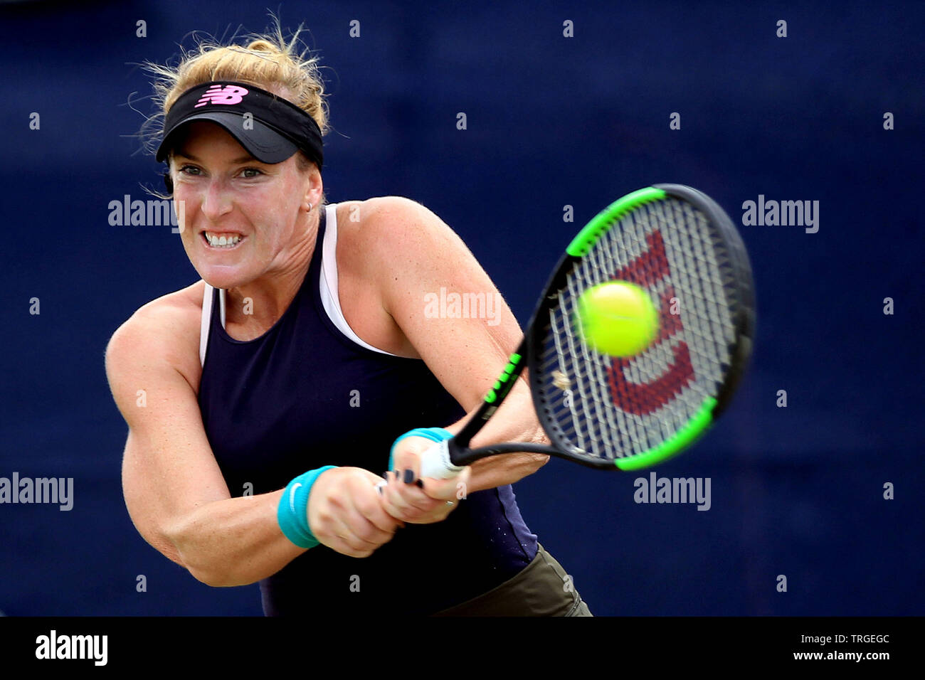 Surbiton, Royaume-Uni. Le 05 juin, 2019. Madison Brengle de USA en action contre Mala Lumsden de Grande-Bretagne dans le simple féminin. Tennis 2019 Trophée Surbiton, jour 3 à l'Surbiton Racket & Fitness Club de Surrey le mercredi 5 juin 2019. Ce droit ne peut être utilisé qu'à des fins rédactionnelles. Utilisez uniquement rédactionnel, pic par Steffan Bowen/Andrew Orchard la photographie de sport/Alamy live news Crédit : Andrew Orchard la photographie de sport/Alamy Live News Banque D'Images