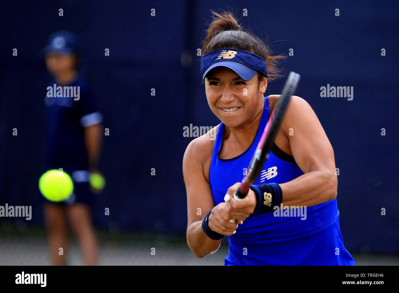 Surbiton, Royaume-Uni. Le 05 juin, 2019. Heather Watson de Grande-bretagne en action contre Evgeniya Rodina de la Russie dans le simple féminin. Tennis 2019 Trophée Surbiton, jour 3 à l'Surbiton Racket & Fitness Club de Surrey le mercredi 5 juin 2019. Ce droit ne peut être utilisé qu'à des fins rédactionnelles. Utilisez uniquement rédactionnel, pic par Steffan Bowen/Andrew Orchard la photographie de sport/Alamy live news Crédit : Andrew Orchard la photographie de sport/Alamy Live News Banque D'Images