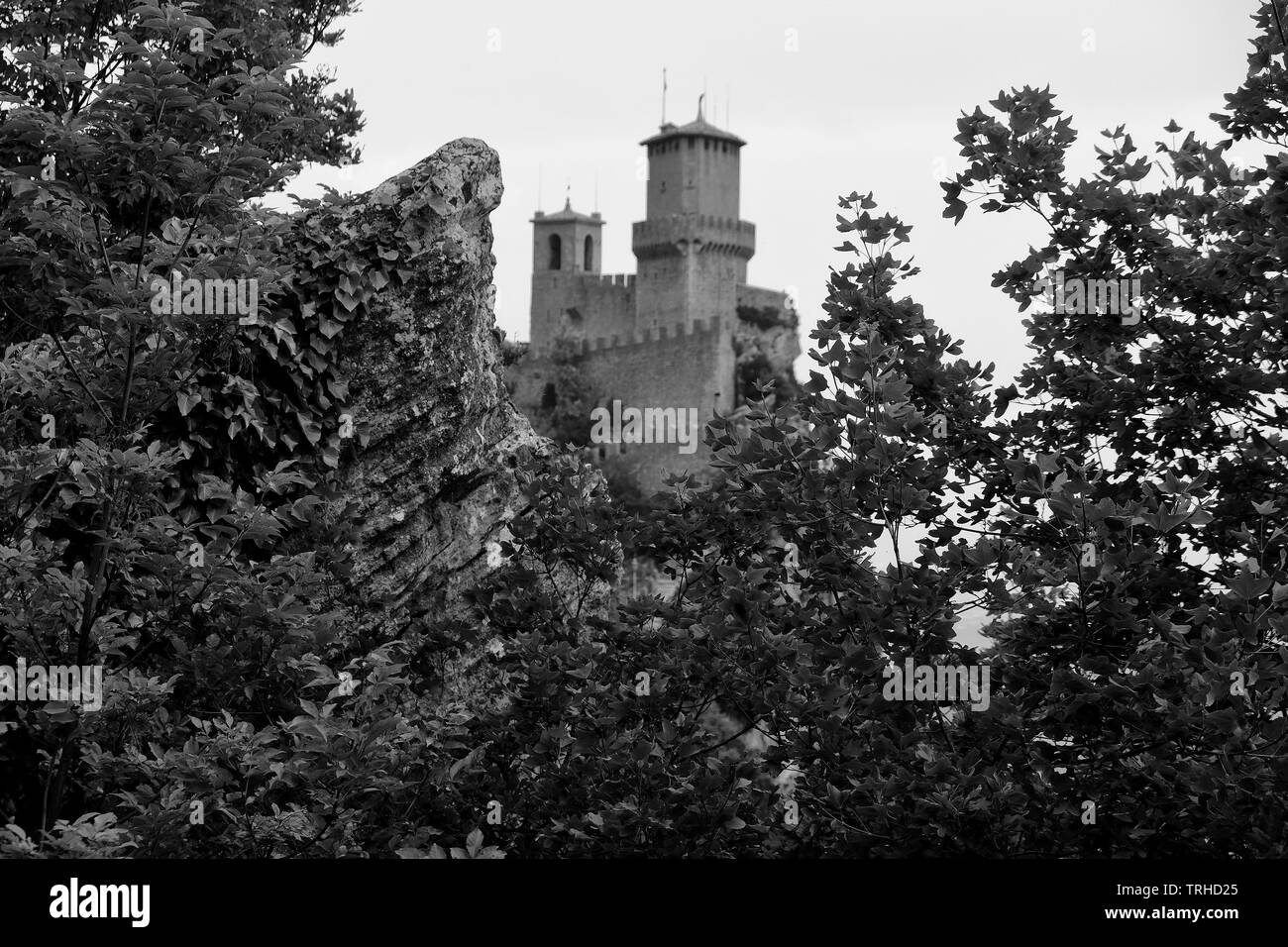 Vue sur le château de San Marino Citta. Banque D'Images