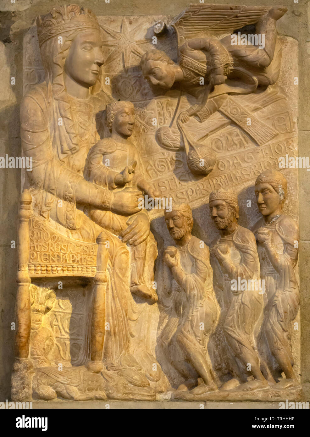 Adoration des Mages, 13e siècle, la sculpture sur pierre, Santa Maria della Pieve, Arezzo, Toscane, Italie, Europe Banque D'Images