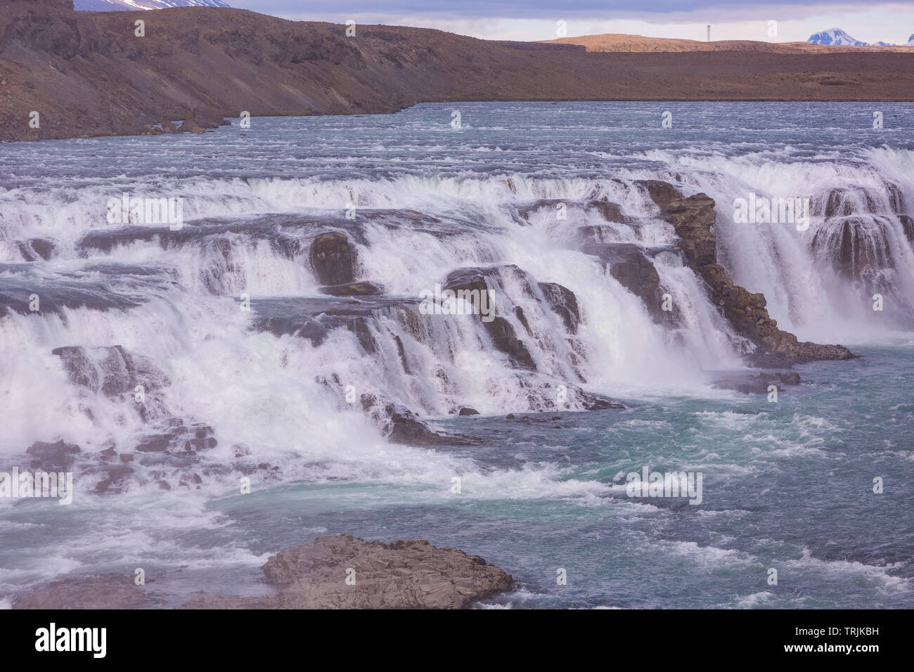 L'Islande, GULLFOSS - Double cascade cascade sur la rivière Hvita. Banque D'Images