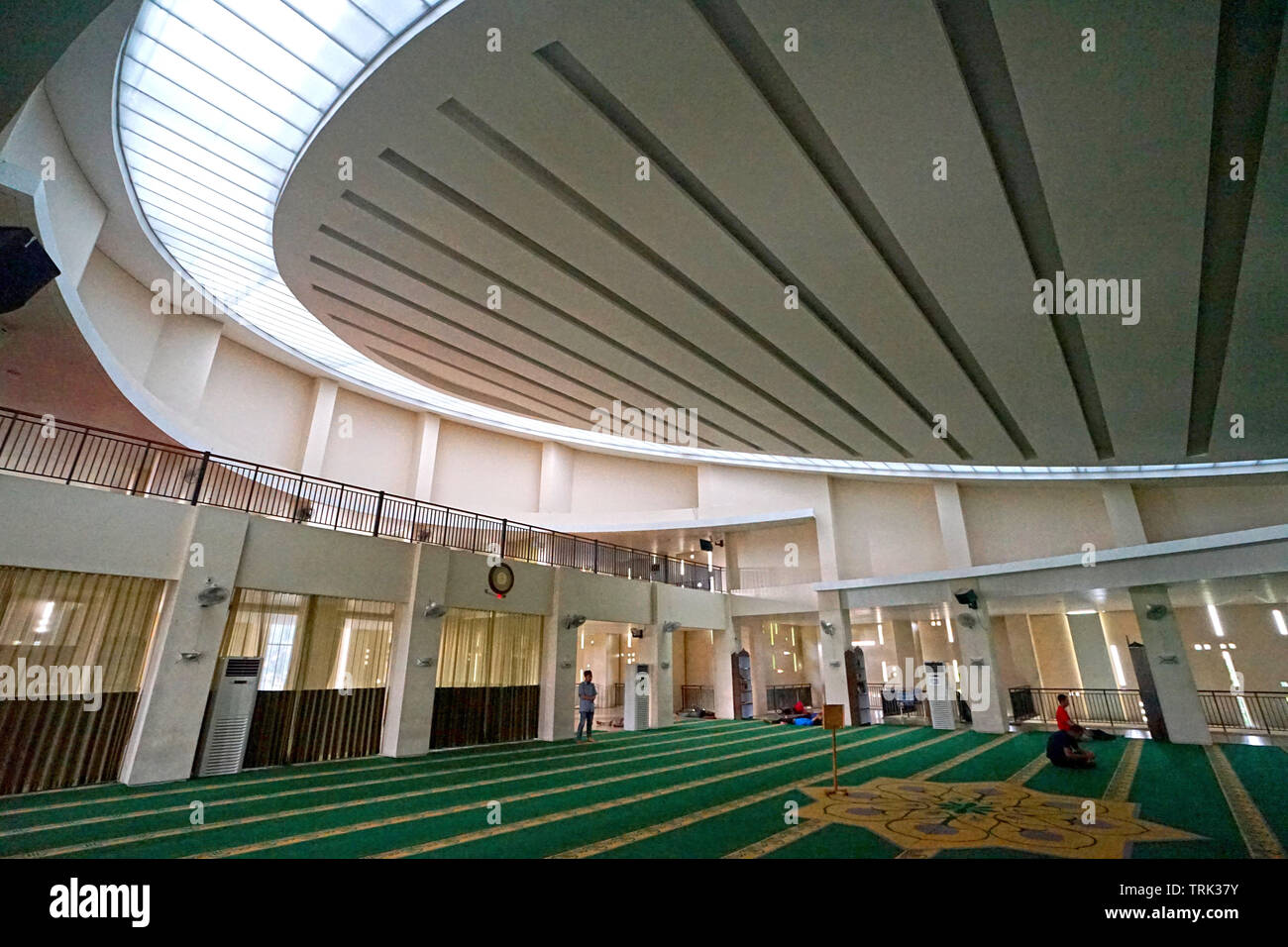 Asmaul mosquée Masjid Husna, Gading Serpong, Tangerang, Banten, Indonésie Banque D'Images