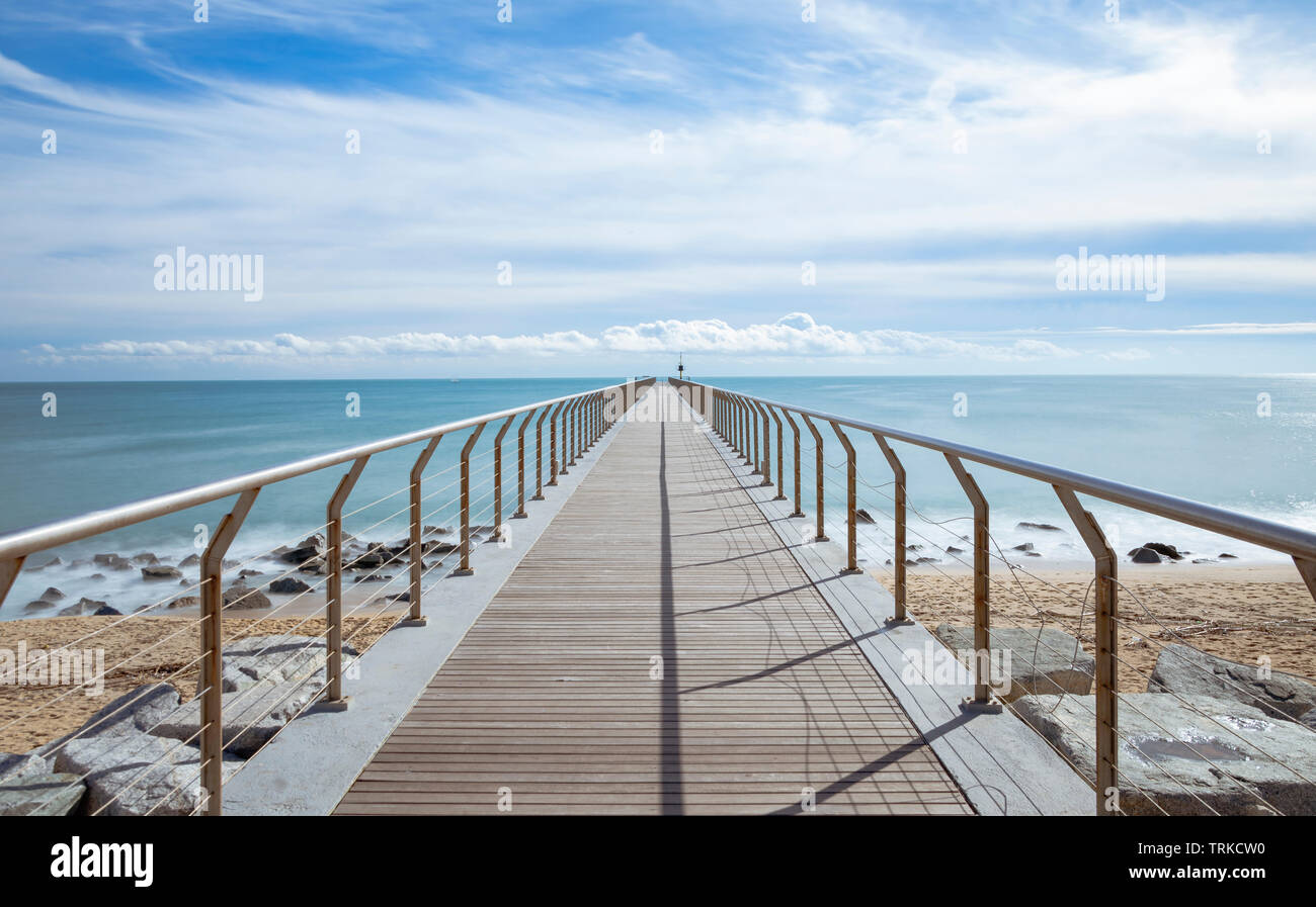 Pont sur la plage Banque D'Images
