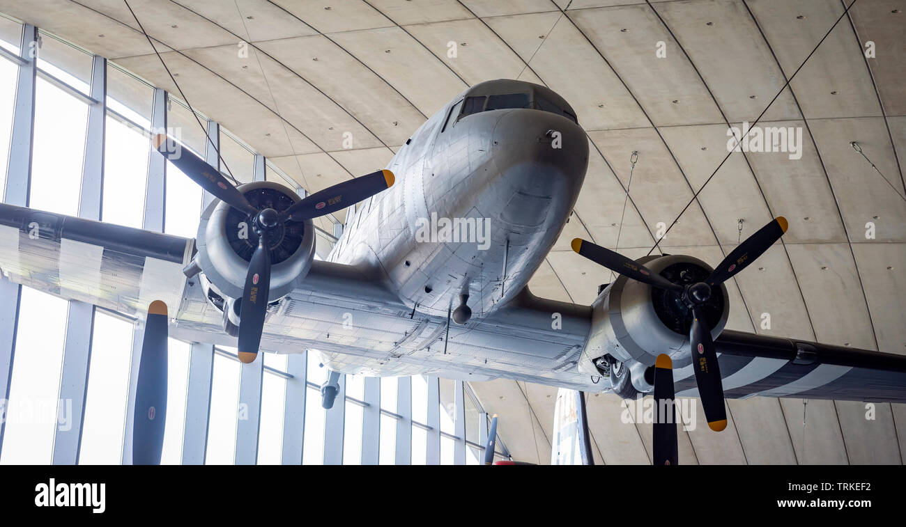 Douglas C47 Skytrain Dakota/avion de transport militaire à l'Imperial War Museum, Duxford, España Banque D'Images