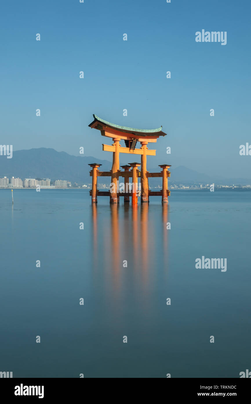 Torii flottant, Miyajima, Japon Banque D'Images