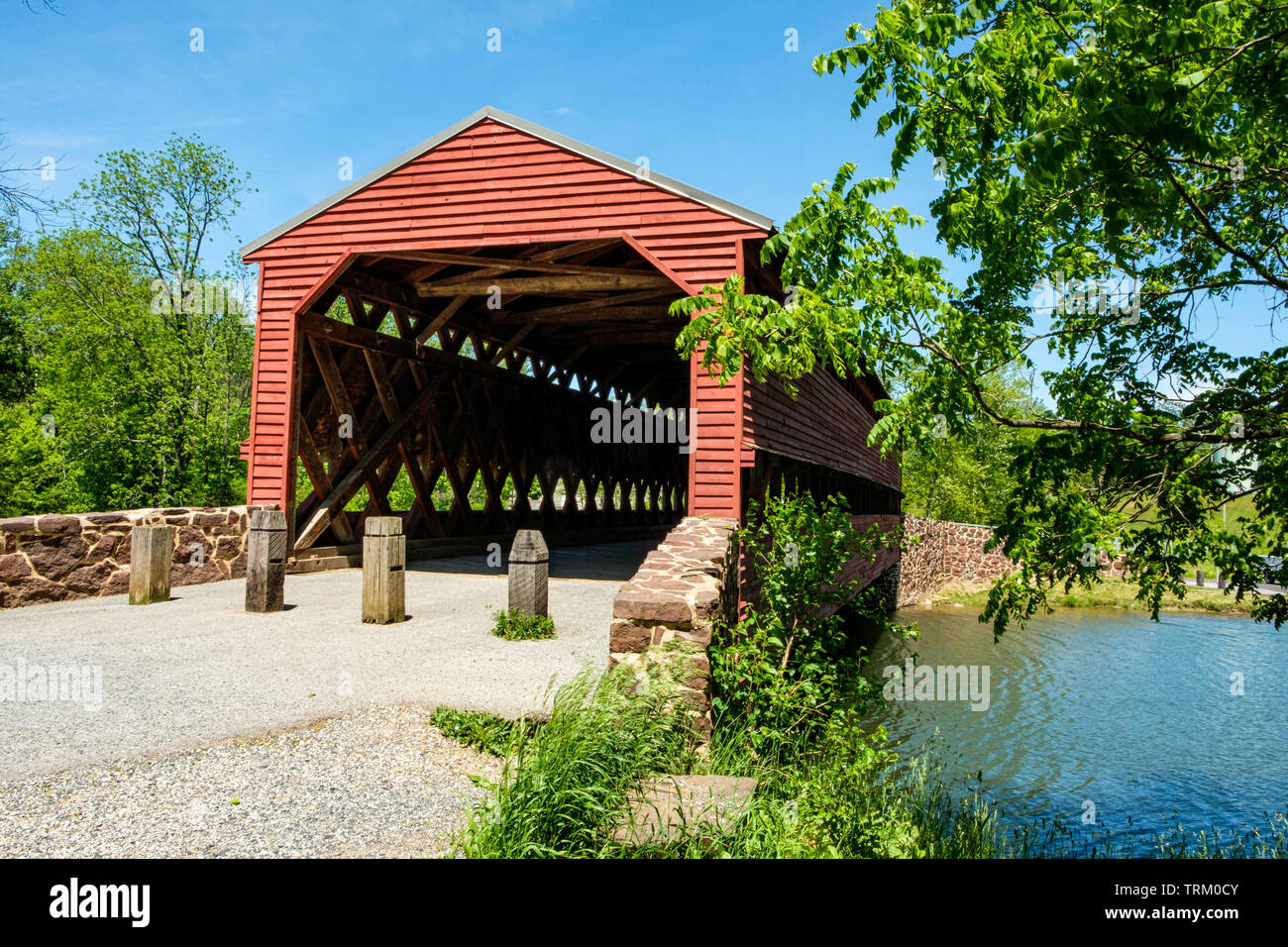 Saucks pont couvert, Waterworks Road, entre Cumberland et la liberté des Cantons de l'Est, New Jersey Banque D'Images