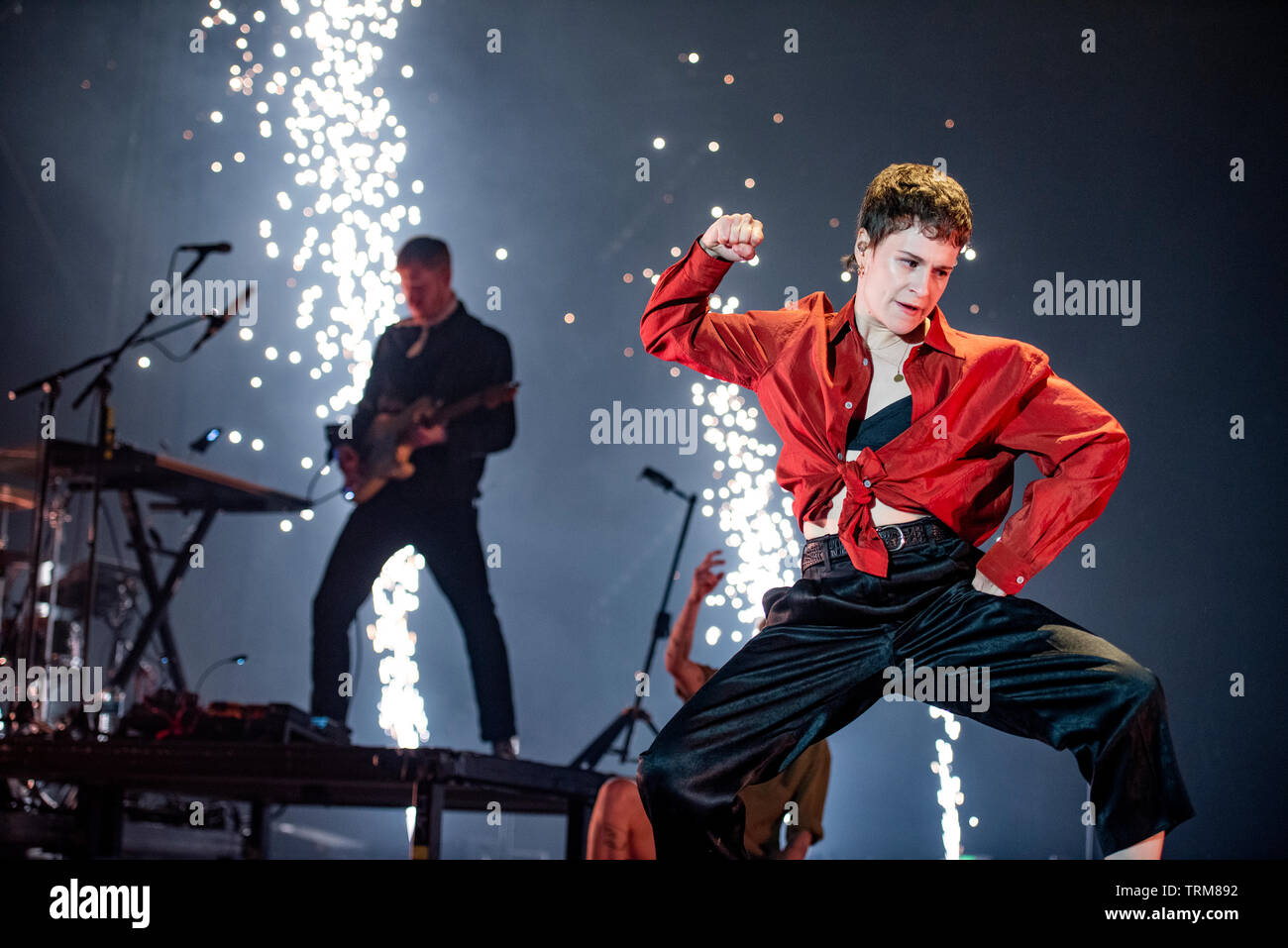 Manchester, UK. Le 08 juin 2019. Christine et le Queens titre les sons d'un proche avenir Étape à Parklife 2019 2019-06-08 Festival, Banque D'Images
