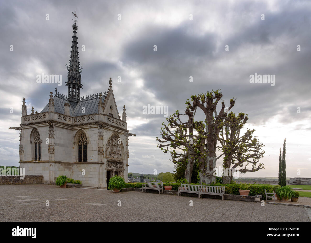 La chapelle Saint Hubert, qui contient la tombe de Léonard de Vinci, sur un jour de printemps ensoleillé Banque D'Images