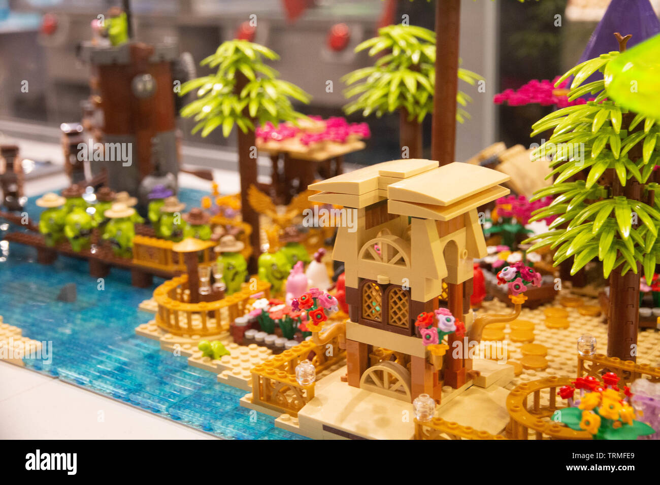 Angry Birds LEGO diorama. Exposition LEGO 2019, Budapest, Hongrie. Banque D'Images