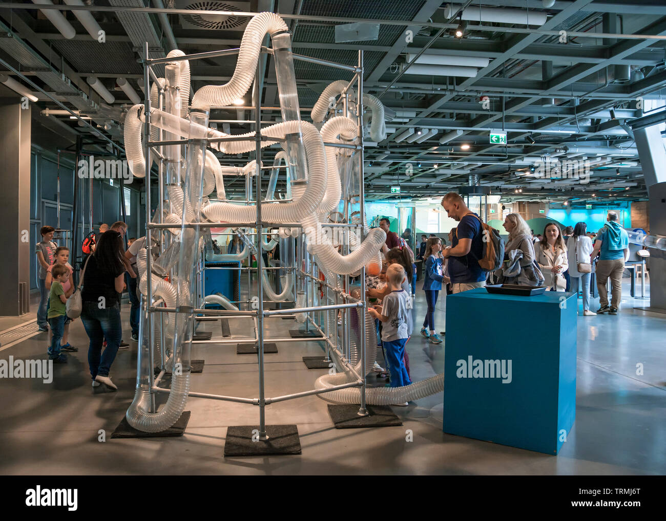 Musée des sciences Copernic avec des expériences scientifiques, des simulateurs, animation,meilleure attraction pour touristes dans tout le monde, Varsovie, Pologne Banque D'Images