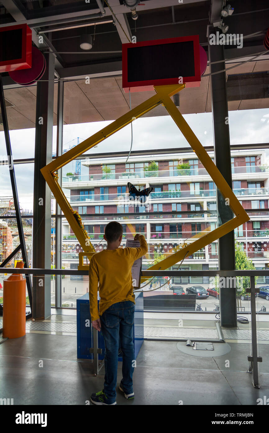 Musée des sciences Copernic avec des expériences scientifiques, des simulateurs, animation,meilleure attraction pour touristes dans tout le monde, Varsovie, Pologne Banque D'Images