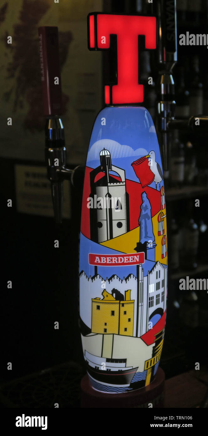 Tennents lager bar robinet avec des scènes d'Aberdeen, le Grill, 213 Union Street, Aberdeen, Écosse, AB11 6BA Banque D'Images